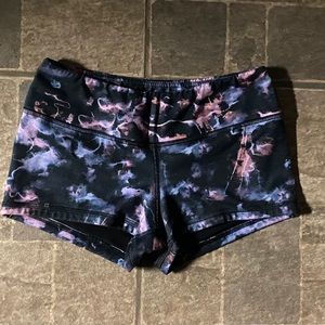 Purple Mist Fleo shorts